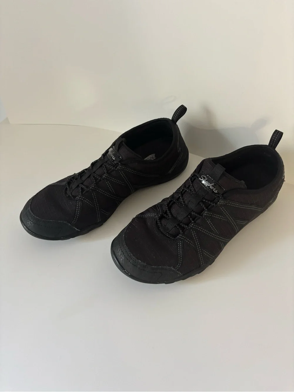 Skechers Women's Black Casual Slip-On Sneakers